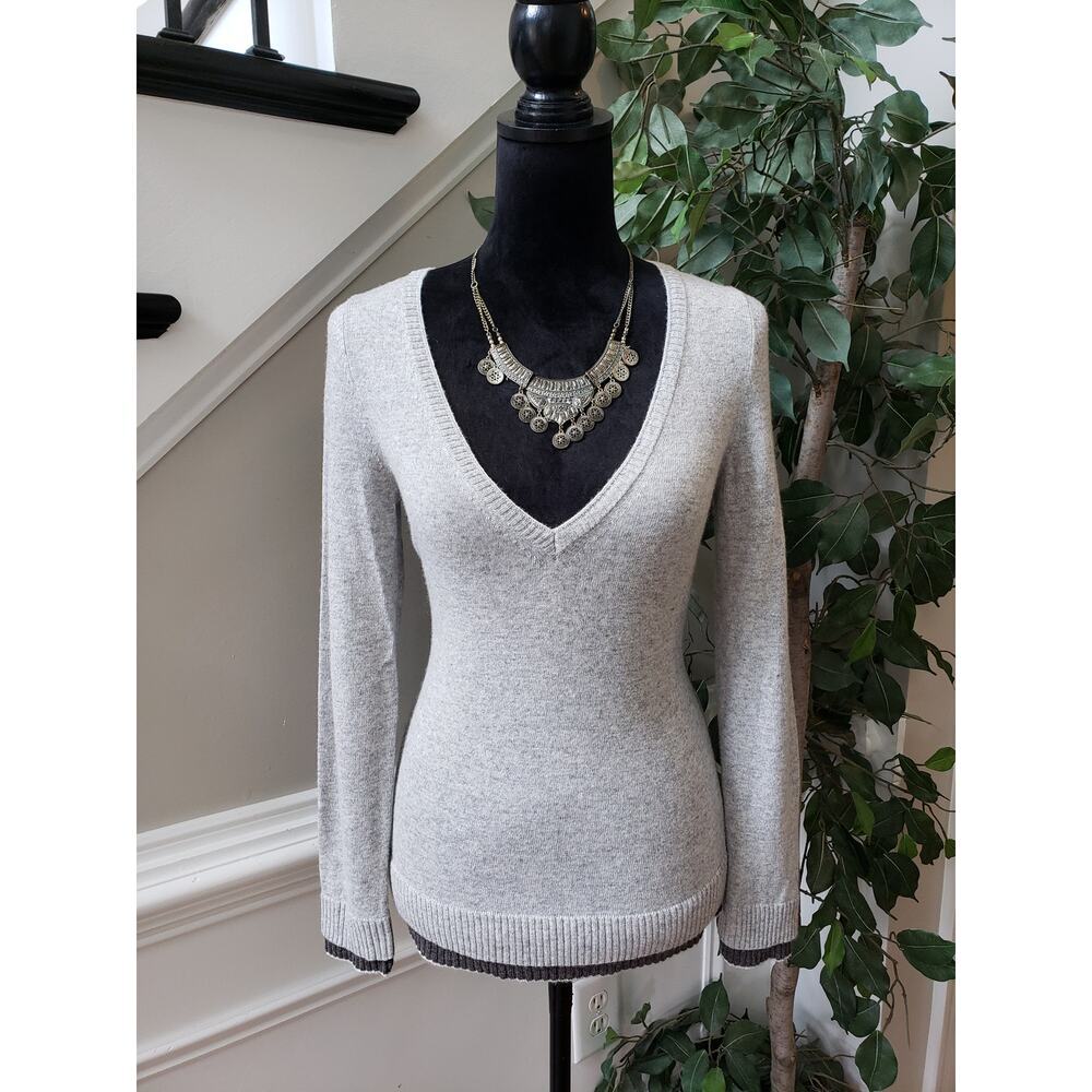Banana Republic Sweater Women Size Small Gray Knit Raglan Sleeve V Neck Pullover